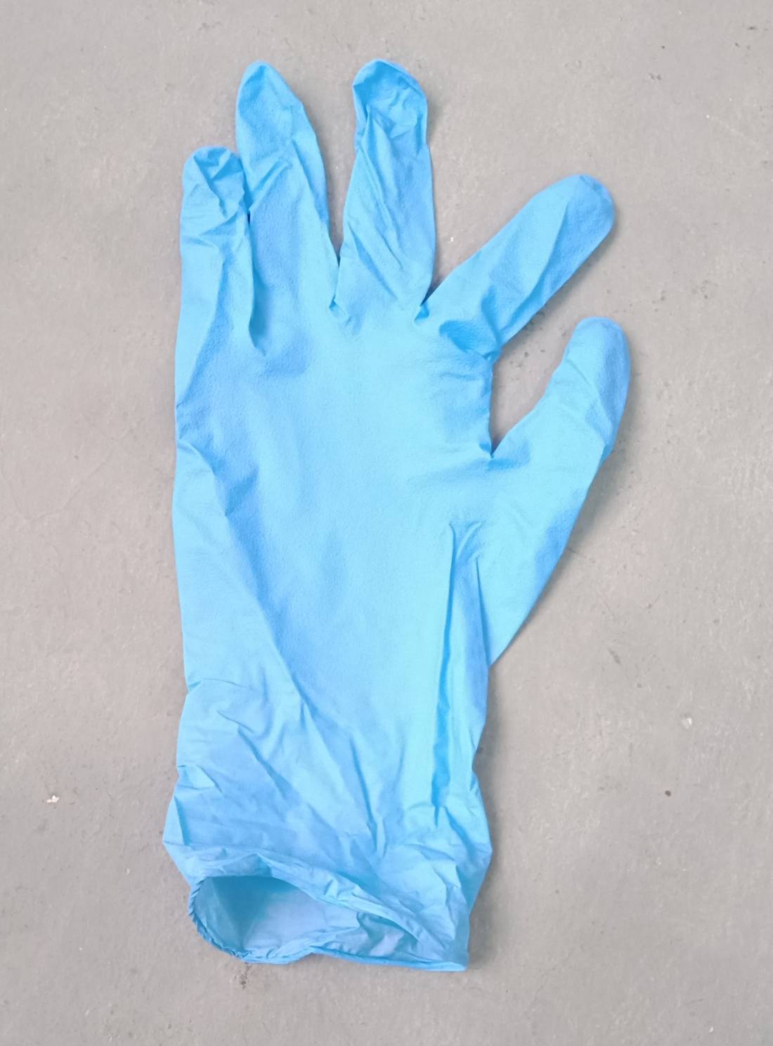 ถุงมือยางแพทย์สีฟ้า  (กล่องละ 50 คู่)